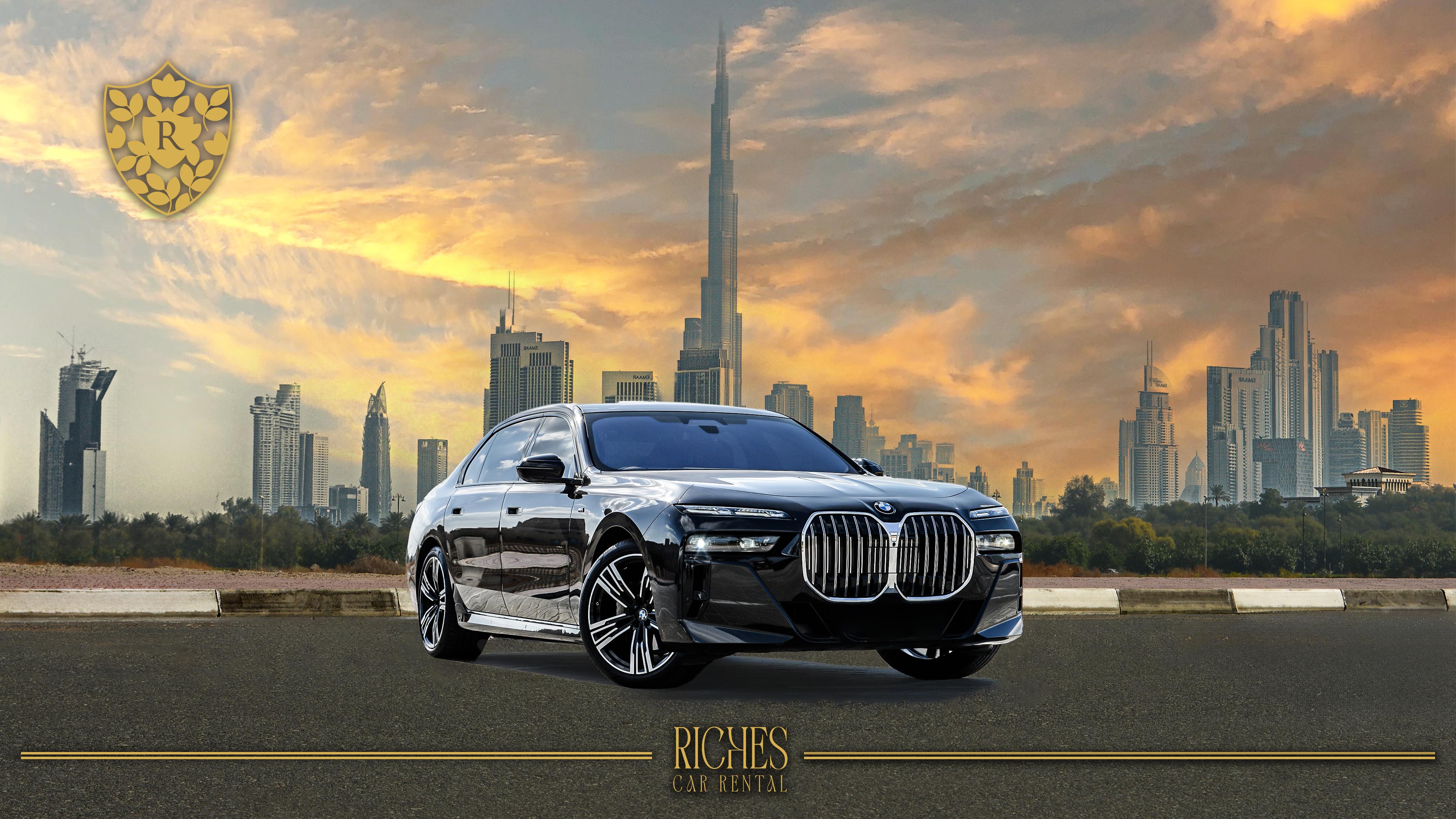 BMW 7series car image 1
