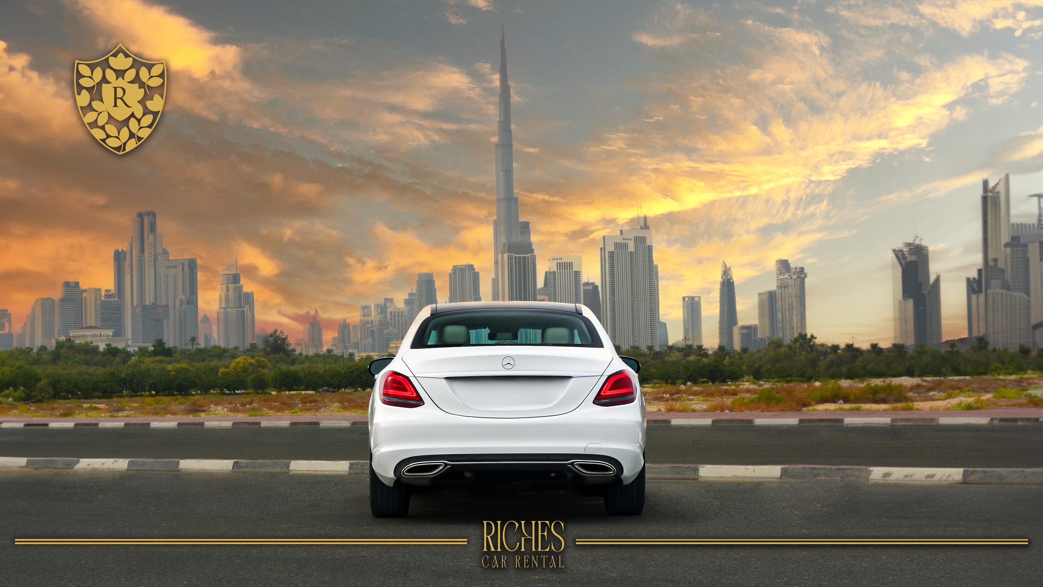 Mercedes C300 car image 3
