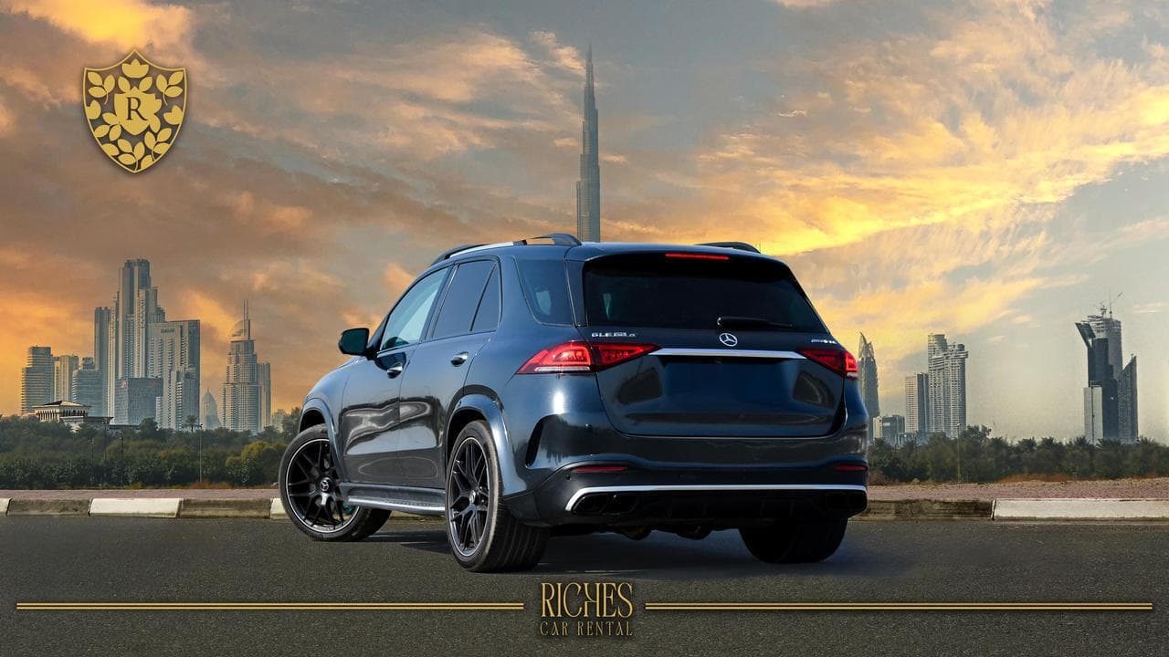 MERCEDES GLE 63s car image 4